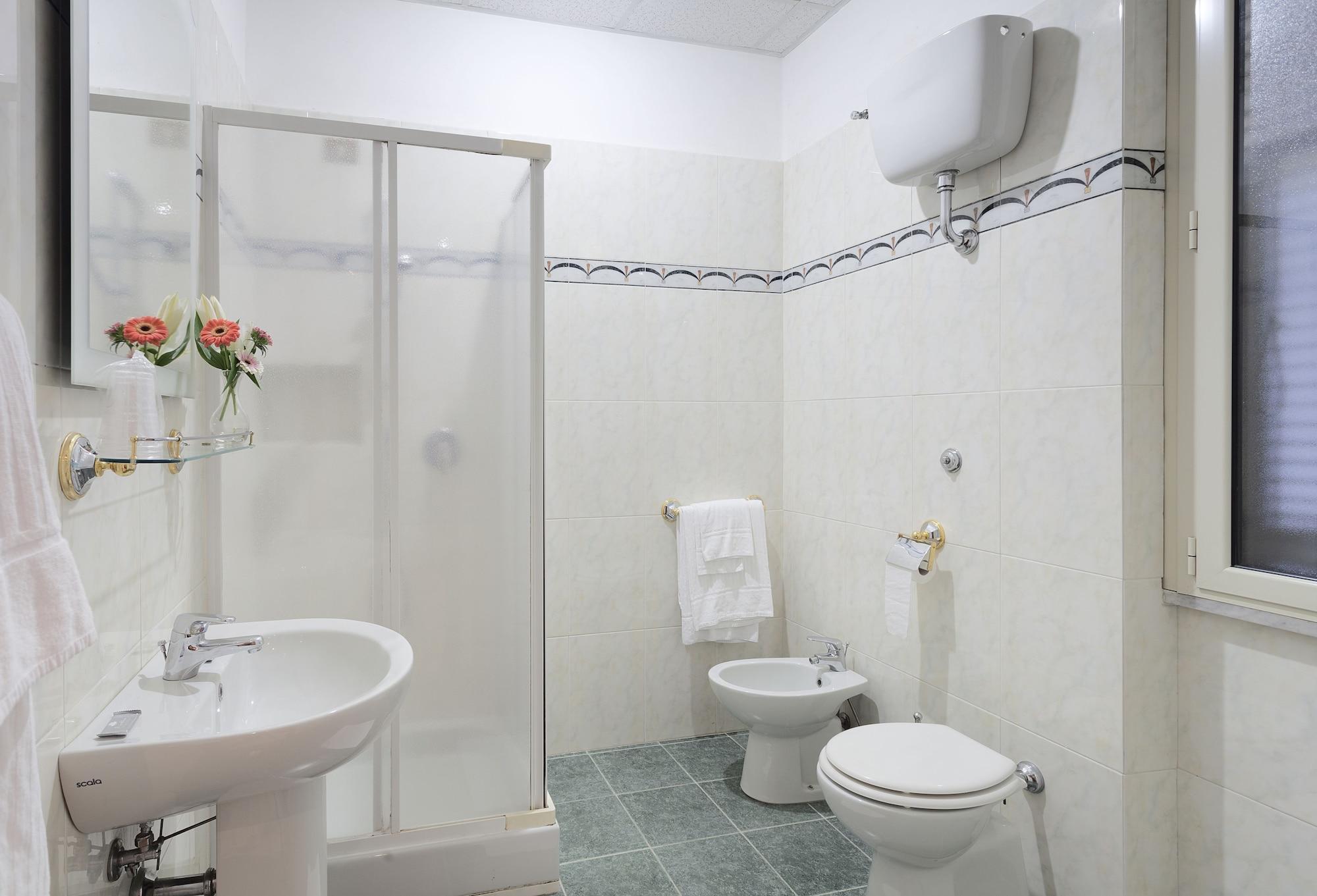 רומא Hotel Oriente מראה חיצוני תמונה