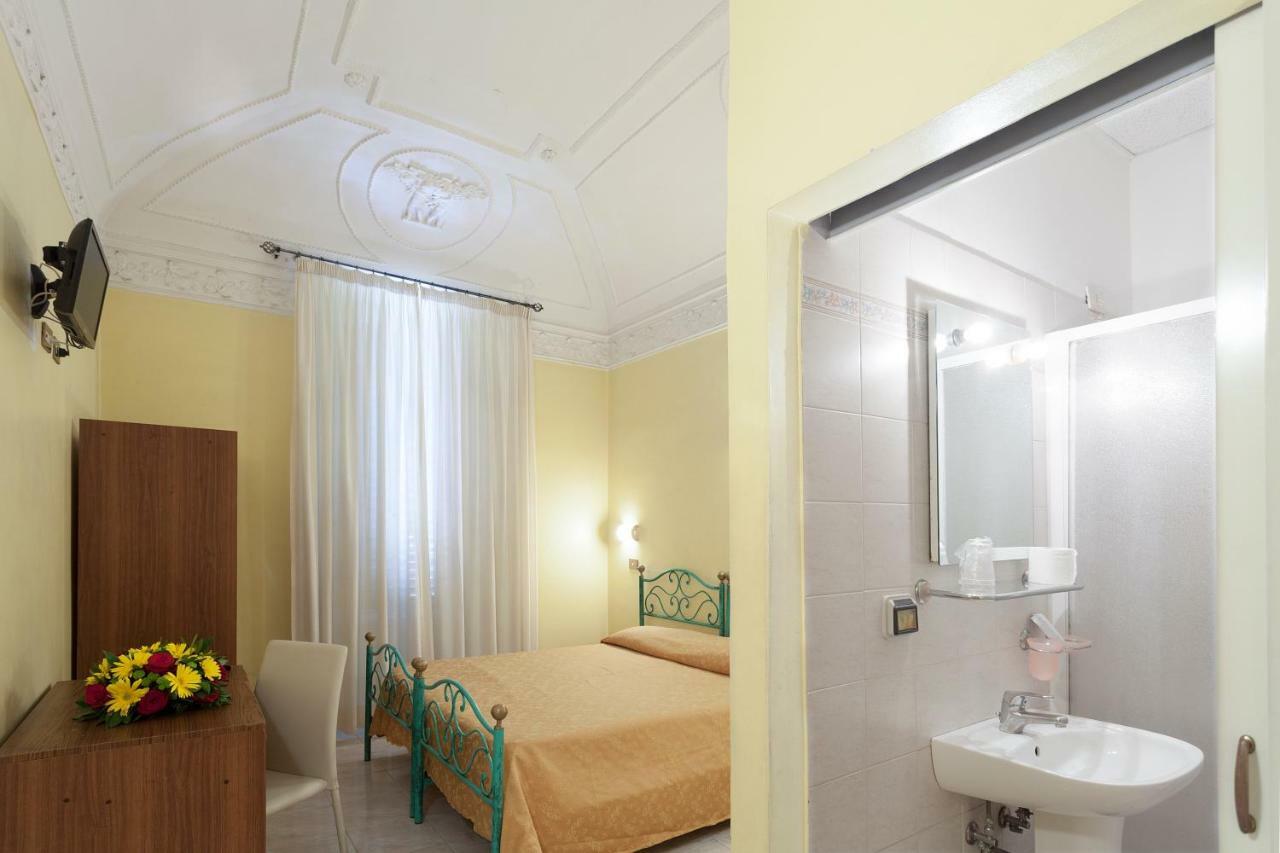 רומא Hotel Oriente מראה חיצוני תמונה
